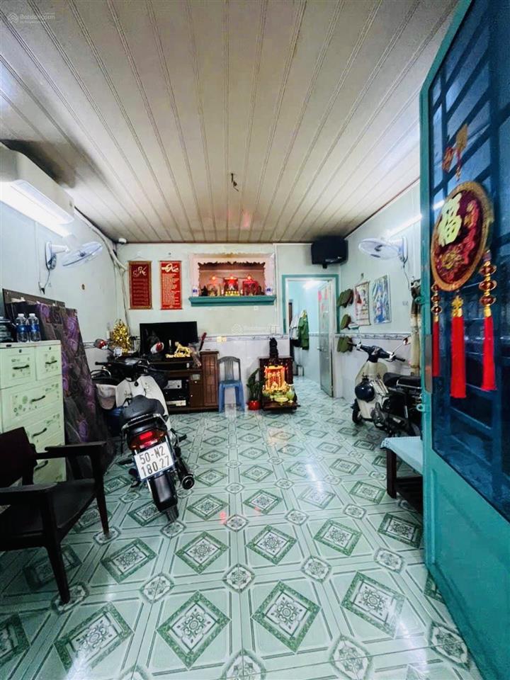 50m2 hai mặt tiền trước sau hxh ngay tỉnh lộ 10 giáp khu tên lửa bình tân, shr vuông sang tên nhanh