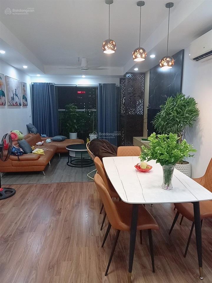 Bán chung cư ct12 văn phú 105m2, 3 ngủ, 2 vs nhỉnh 6 tỷ