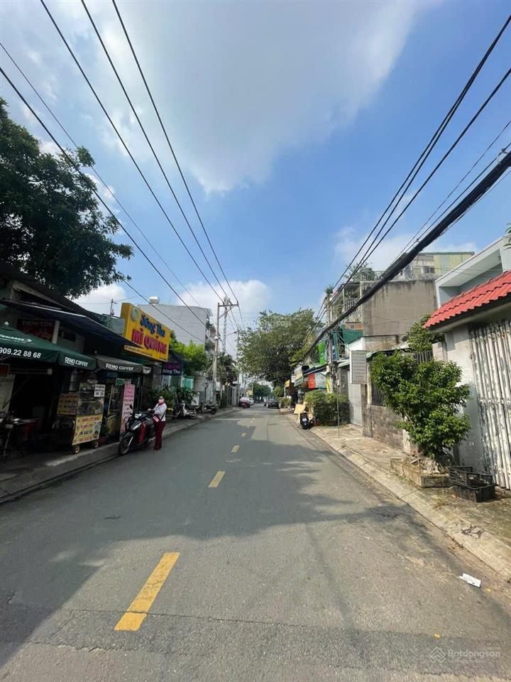 Nhà 3tầng ,mt đường số, cách đặng văn bi chỉ vài bước chân , 70m2 ,ngang bề thế 5m , 4pn ,nhỉnh 7tỷ