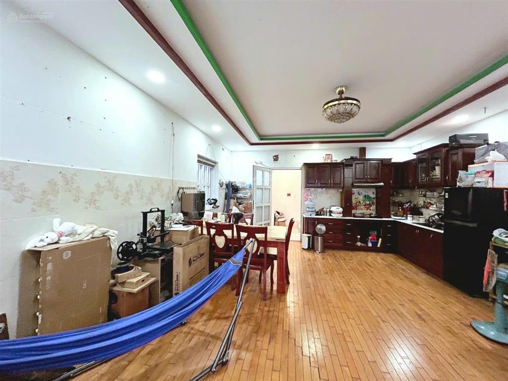 Nhà 3tầng ,mt đường số, cách đặng văn bi chỉ vài bước chân , 70m2 ,ngang bề thế 5m , 4pn ,nhỉnh 7tỷ