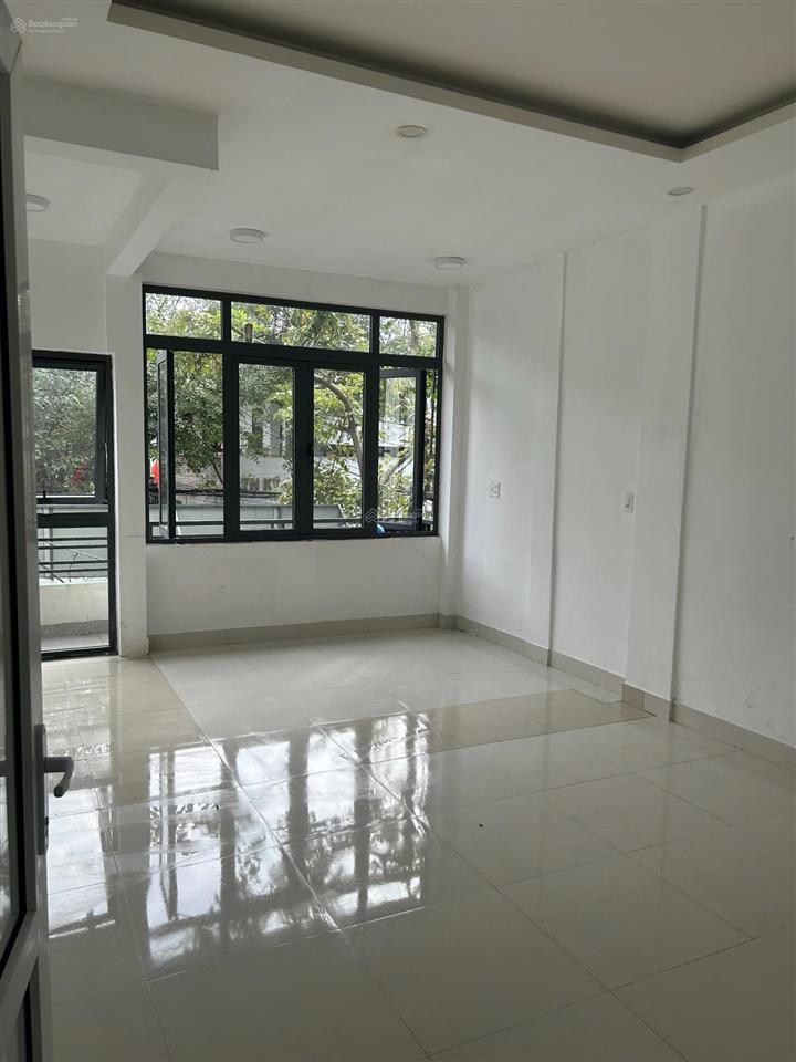 Nhà 2 tầng mặt tiền đường phan bội châu vị trí vip kinh doanh đẳng cấp trung tâm huế