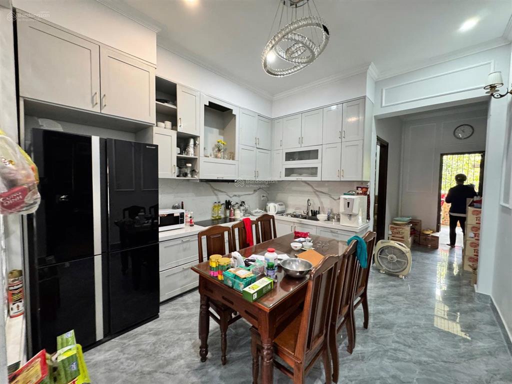 Nhà mặt tiền đường hàn thuyên , khu vực nội thành hàng hiếm phù hợp kinh doanh và làm homestay