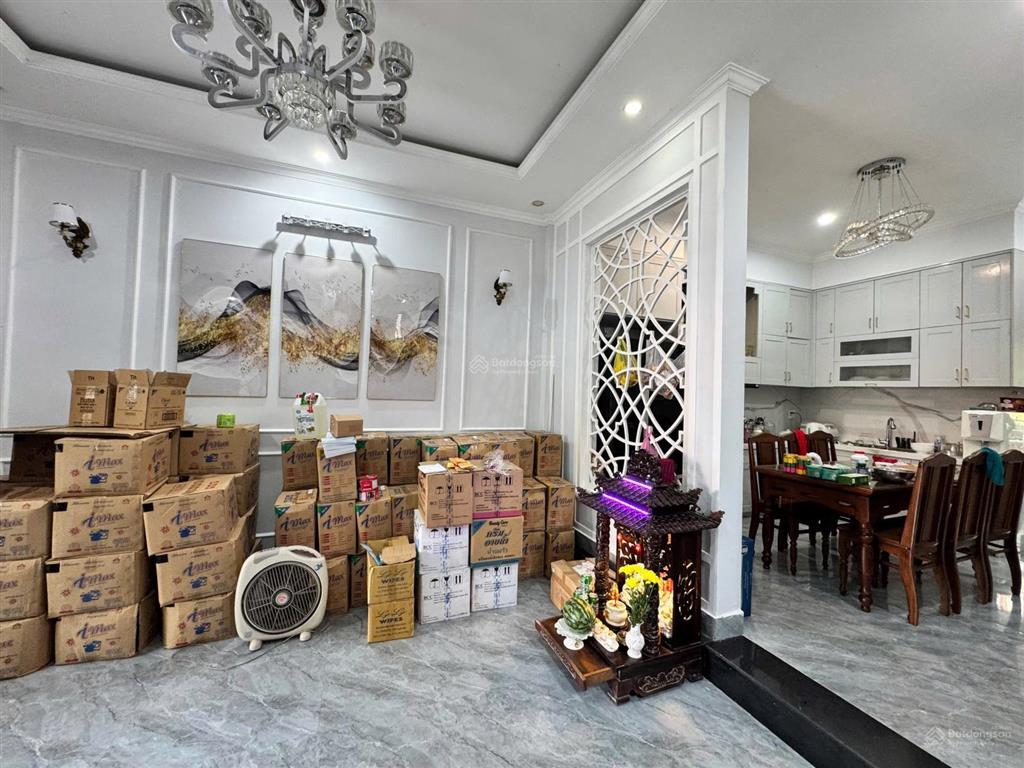 Nhà mặt tiền đường hàn thuyên , khu vực nội thành hàng hiếm phù hợp kinh doanh và làm homestay