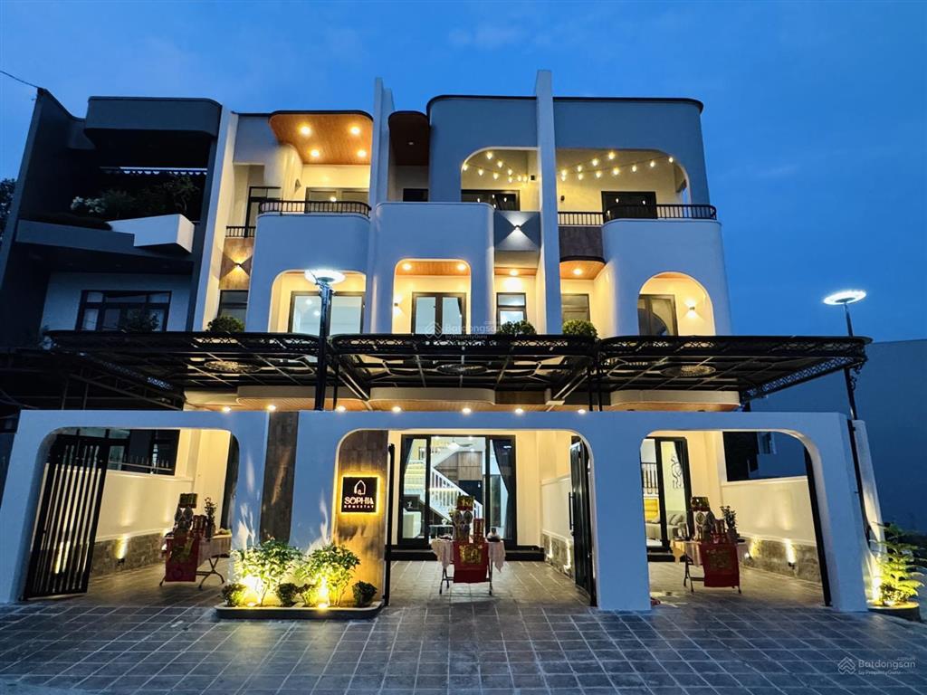 Homestay 3 tầng 5 phòng đầy đủ nội thất cạnh khu du lịch làng hương huế