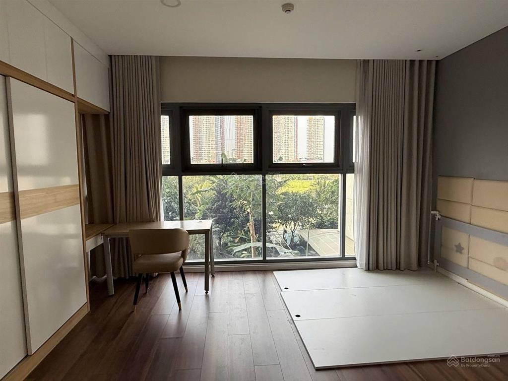 Giá tốt! 118m² 10,9 tỷ siêu hiếm tại đảo kim cương. full nội thất, vừa làm văn phòng vừa ở