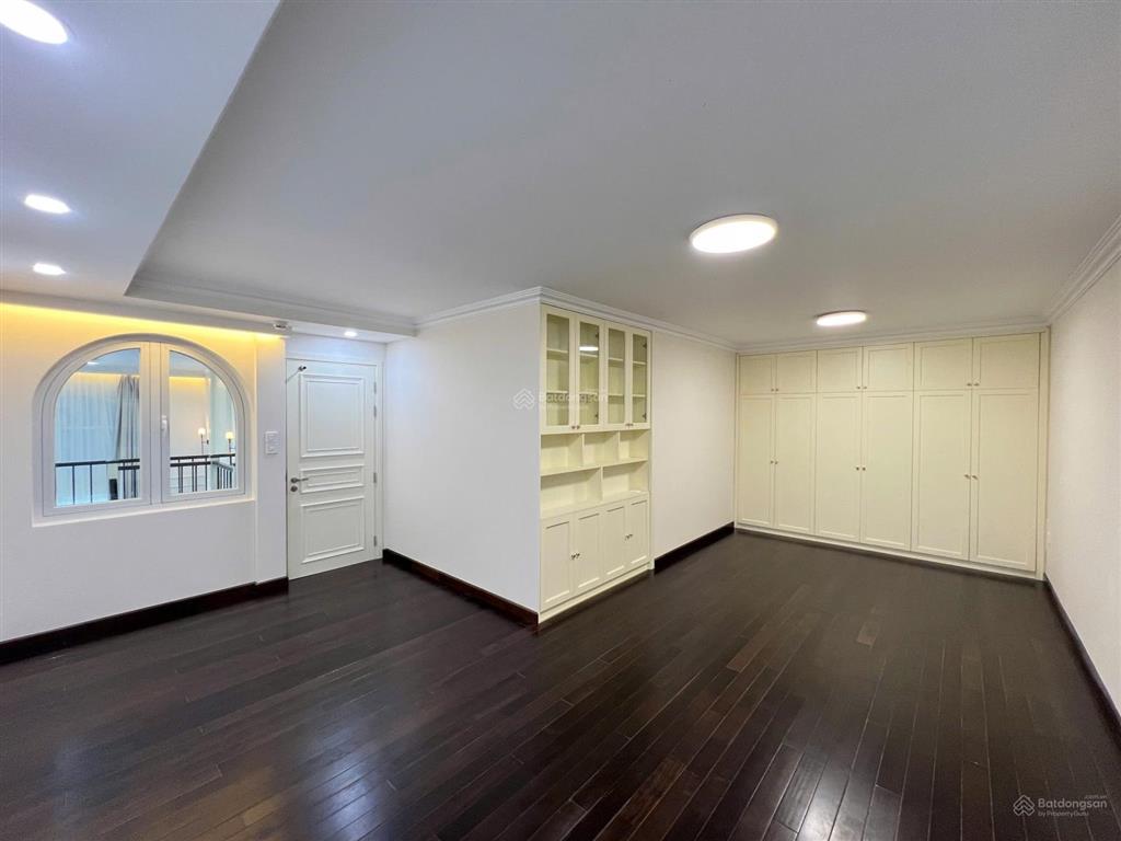 Gấp! bán nhanh dulpex vista verde 350m2 23ty8. nhà đẹp/ full nội thất/ thiết kế đầy đủ..