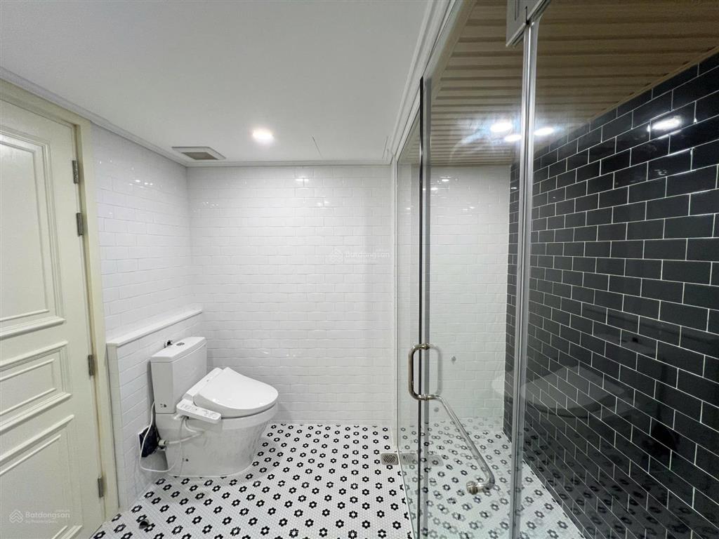 Gấp! bán nhanh dulpex vista verde 350m2 23ty8. nhà đẹp/ full nội thất/ thiết kế đầy đủ..