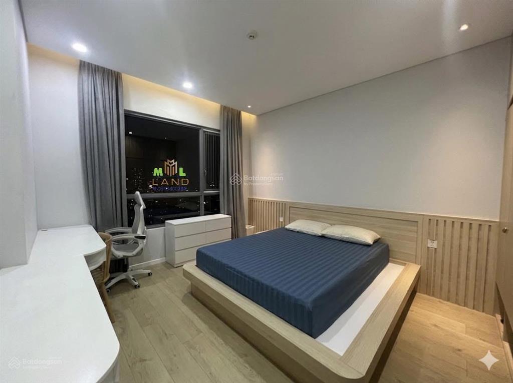 Hiếm! gấp 90m2 giá chỉ 9ty6 full nội thất view đẹp đảo kim cương