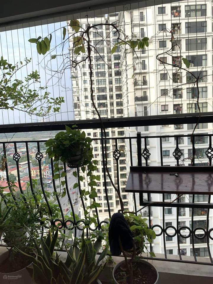 Chính chủ cần bán gấp căn hộ 2pn full nội thất  77.4m2 giá 7.9tỷ tại chung cư florence mỹ đình