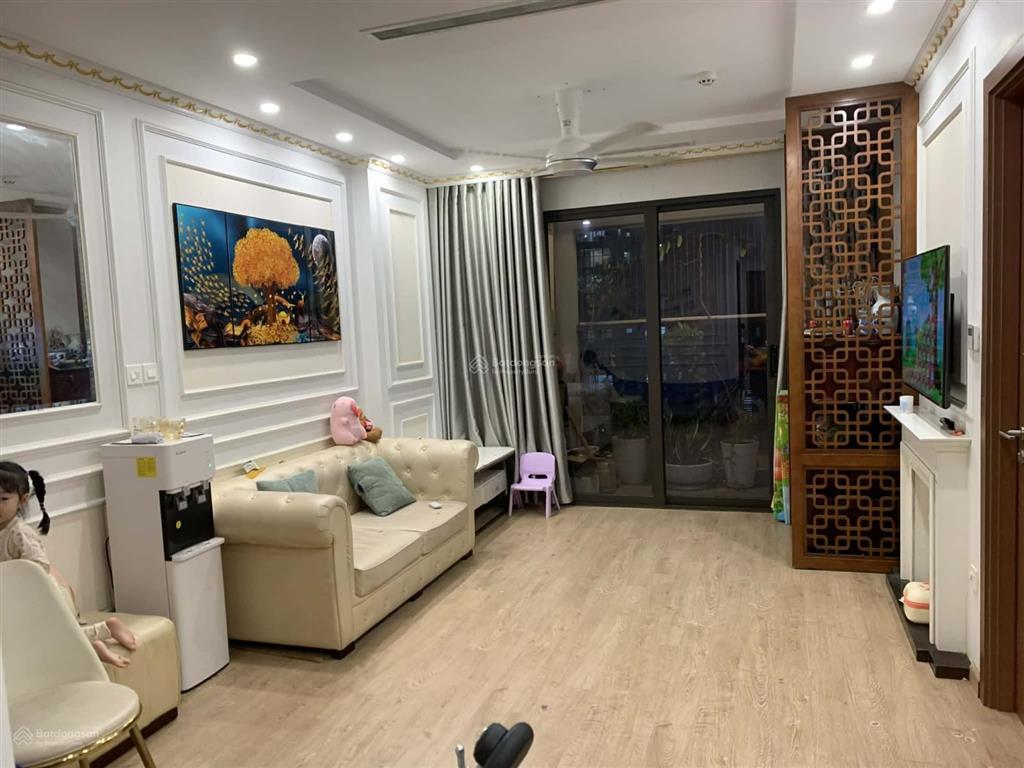 Chính chủ cần bán gấp căn hộ 2pn full nội thất  77.4m2 giá 7.9tỷ tại chung cư florence mỹ đình