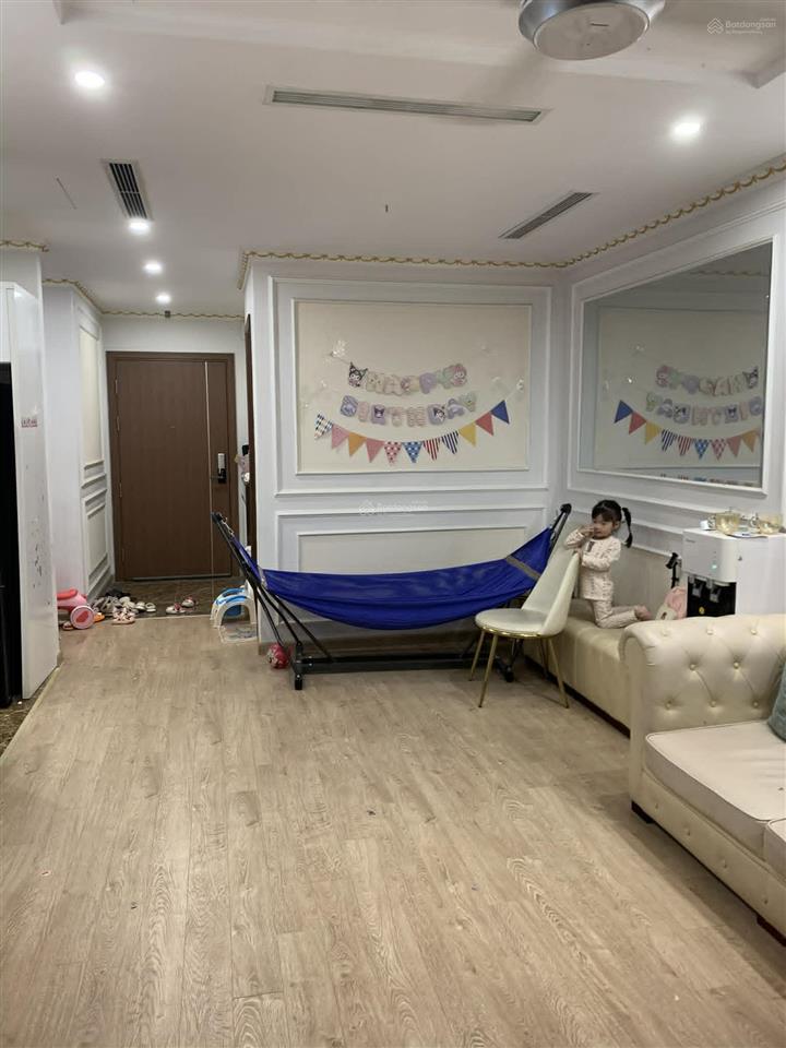 Chính chủ cần bán gấp căn hộ 2pn full nội thất  77.4m2 giá 7.9tỷ tại chung cư florence mỹ đình