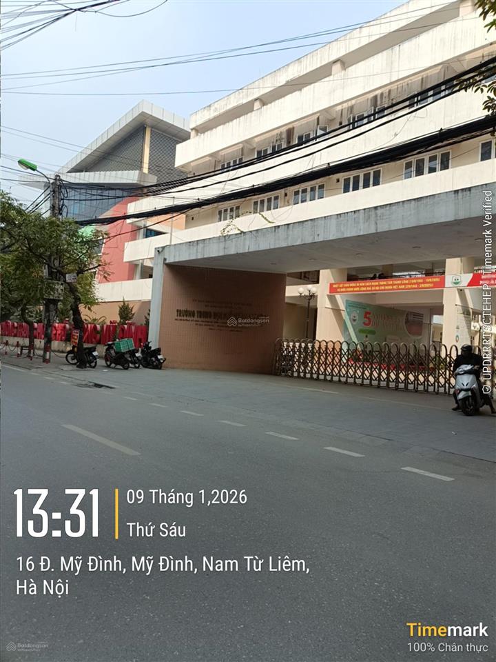 Bán nhà mỹ đình  chỉ nhỉnh 8tỉ  5 tầng  40m2  dân xây đẹp chắc chắn  gần ôtô full nội thất