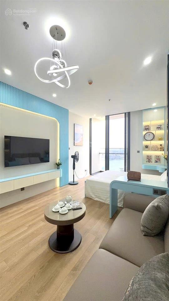 Bán căn studio icon40  2tỷ050 bao 5% sổ toà icon40  bãi cháy view hồ nhạc nước
