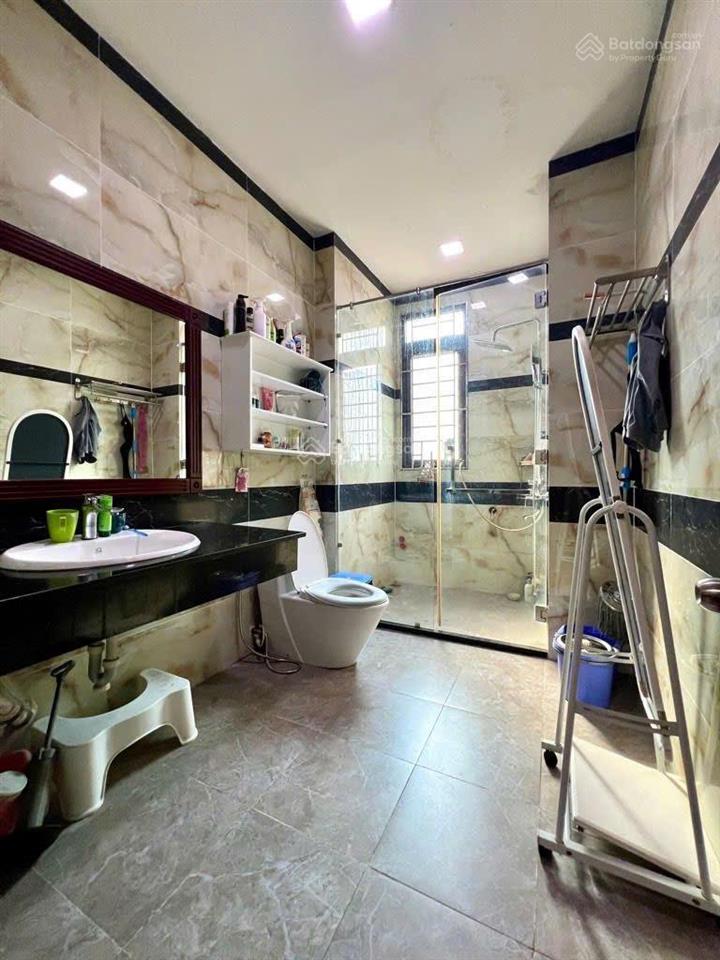 Cần bán nhà hẻm xe hơi đường gò dầu nhà 4 tầng dt 6x19m giá 16 tỷ thương lượng  0902 537 ***