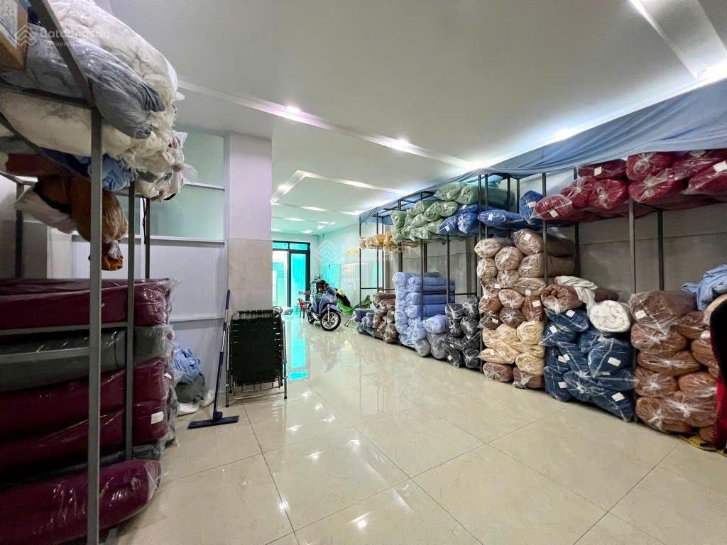 Cần bán nhà hẻm xe hơi đường gò dầu nhà 4 tầng dt 6x19m giá 16 tỷ thương lượng  0902 537 ***