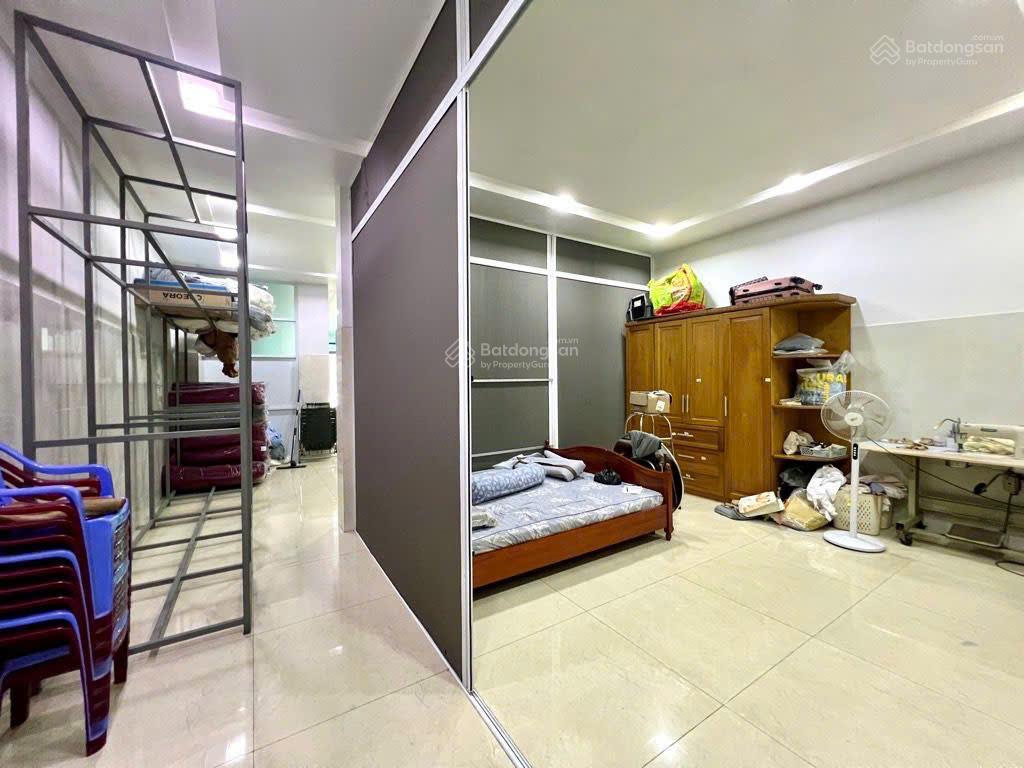 Cần bán nhà hẻm xe hơi đường gò dầu nhà 4 tầng dt 6x19m giá 16 tỷ thương lượng  0902 537 ***