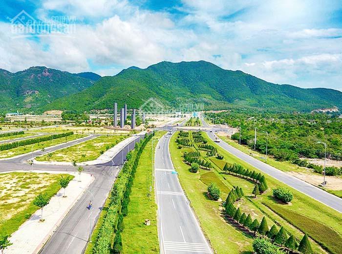 Bán đất nền goldenbay 1 view công viên giá chỉ 26tr/ m2 ngay biển bãi dài cam ranh   0902 537 ***