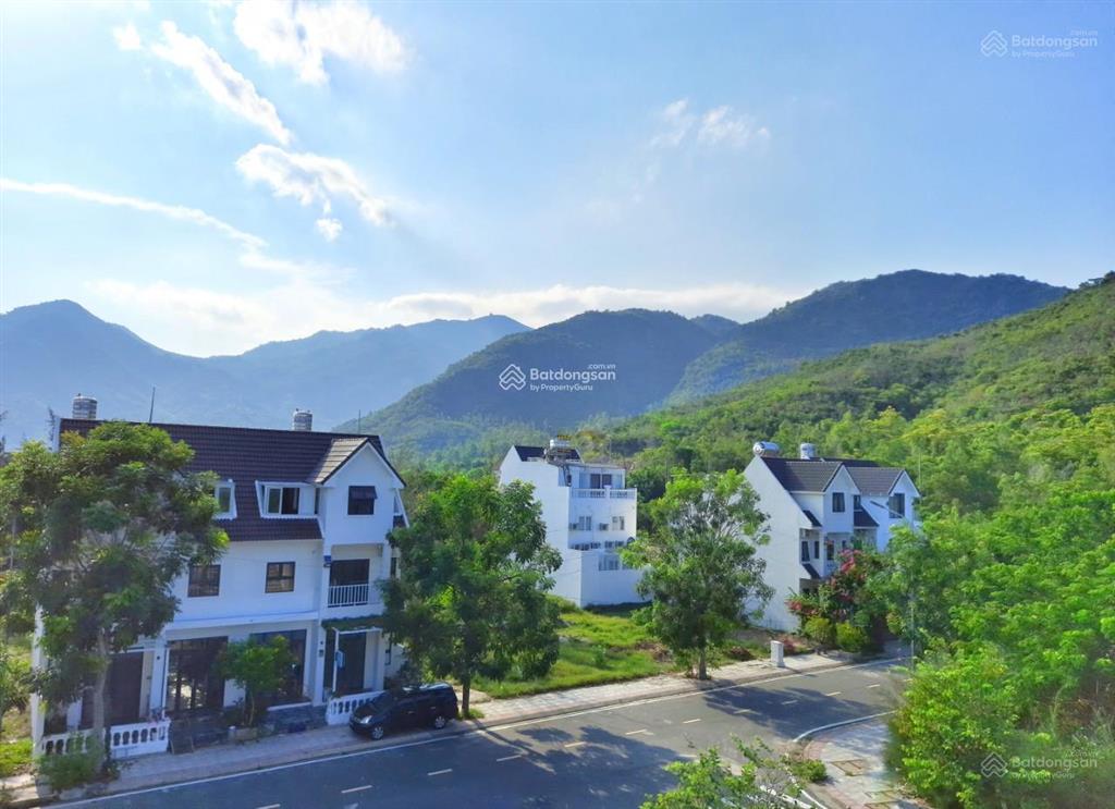 Cần bán đất goldenbay cam ranh ngay biển bãi dài cam ranh giá 26tr/m2  0902 537 ***