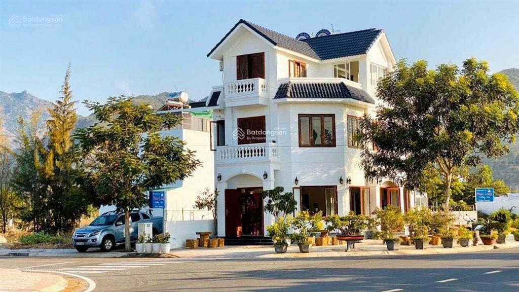 Cần bán đất nền goldenbay 1 cách sân bay quốc tế cam ranh chỉ 5 phút   0902 537 ***