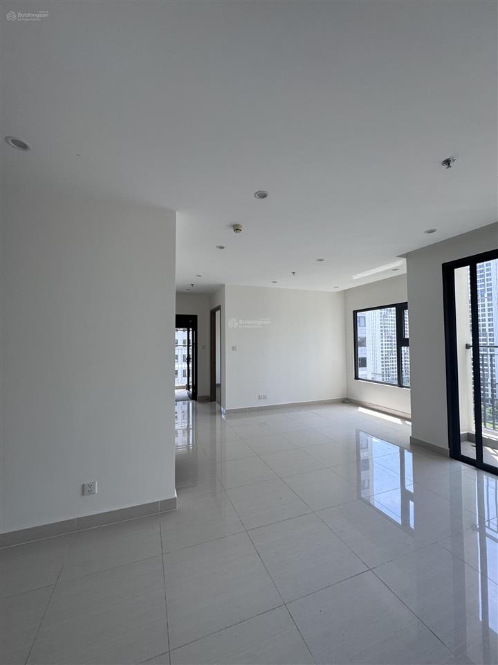 Bán cc tại the origami  vinhomes grand park, 3,6 tỷ, 70m2, 2pn, 2wc, giá cực chất
