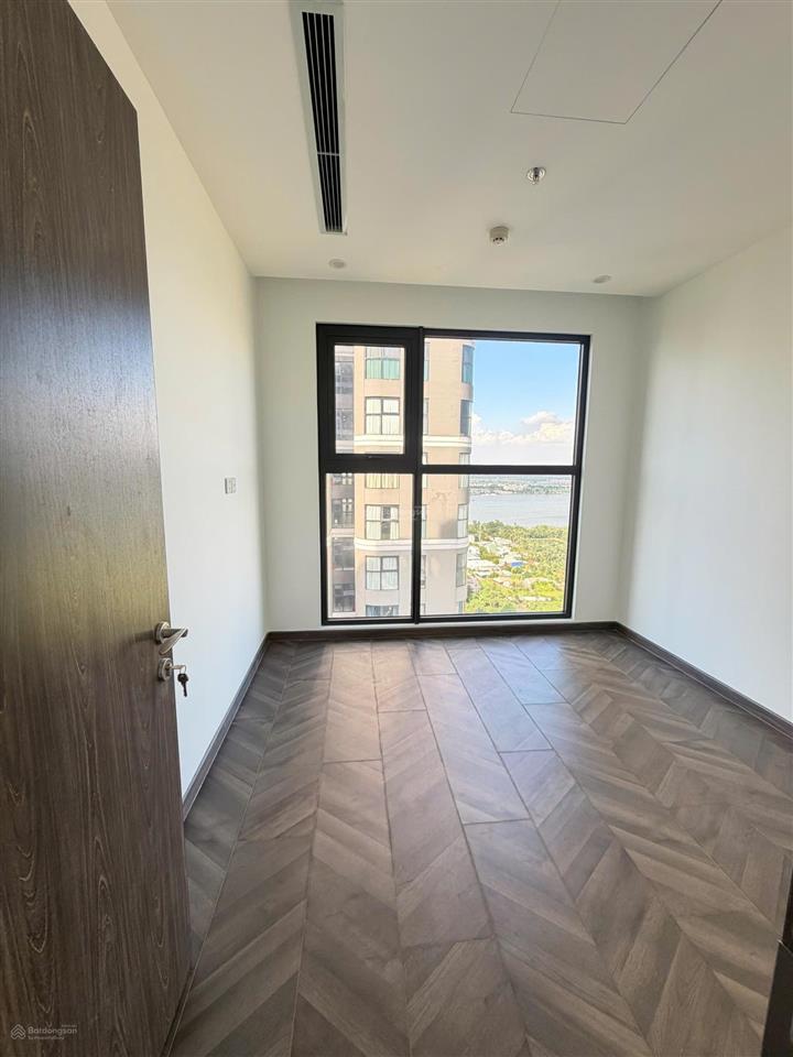 Bán căn hộ 100m2 đẹp tại the beverly  vinhomes grand park, 9,7 tỷ vnd, 3pn, 2wc