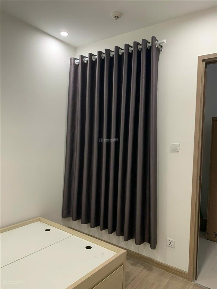 Chủ cần bán gấp căn hộ 2 phòng ngủ vinhomes full nội thất, thoáng đẹp. sẵn sổ hồng  giá bán tốt