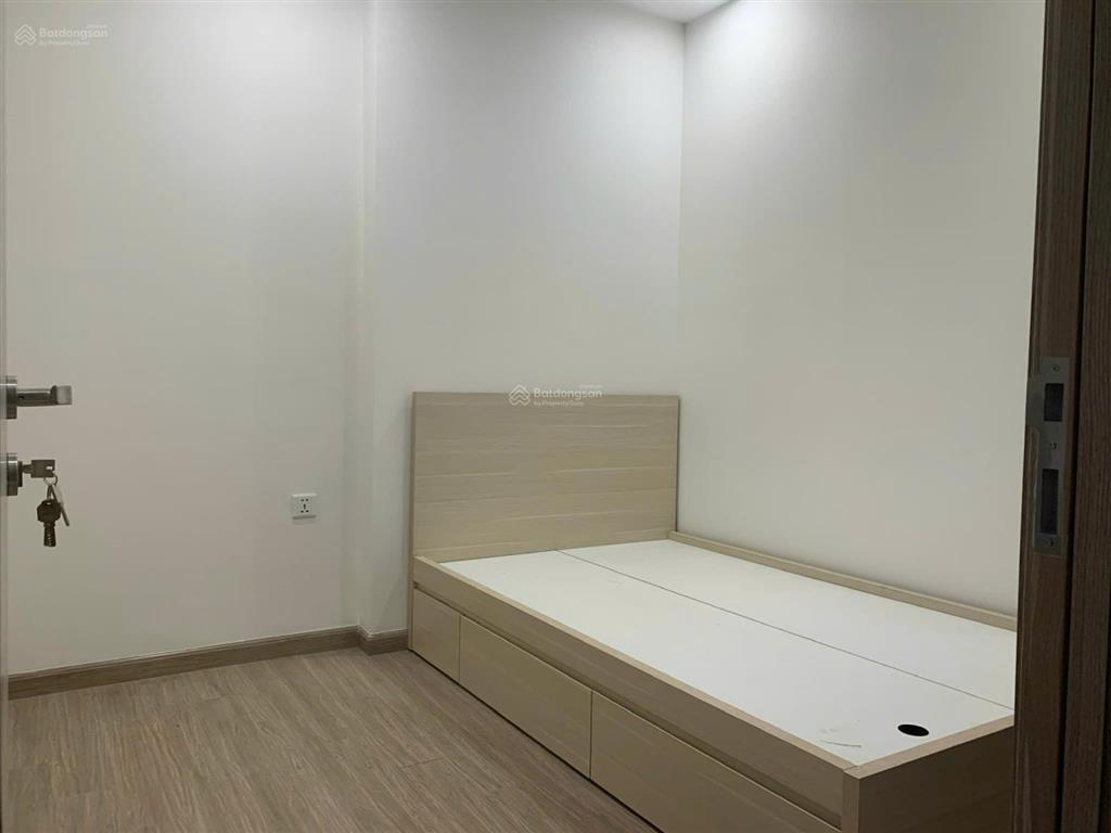 Chủ cần bán gấp căn hộ 2 phòng ngủ vinhomes full nội thất, thoáng đẹp. sẵn sổ hồng  giá bán tốt