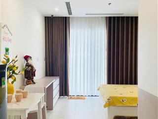 Bán gấp căn studio beverly, vinhomes grand park quận 9 full nội thất đẹp. sẵn hdt 6,5 triệu.