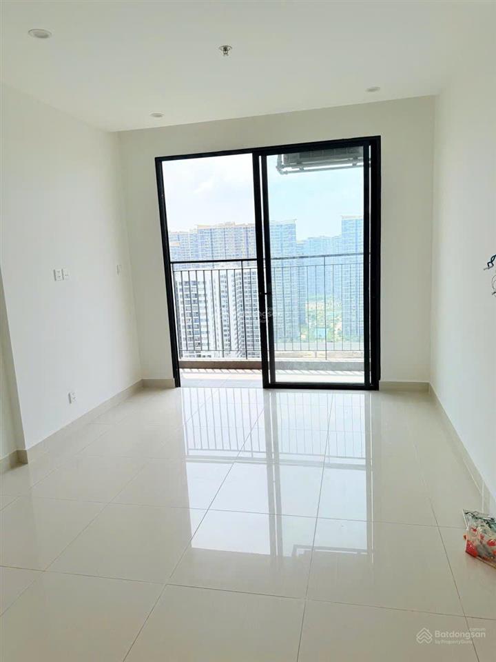 Chủ nhà cần bán gấp căn 1pn+ s9.02 vinhomes grand park, view nội khu và sông đẹp, thoáng mát.