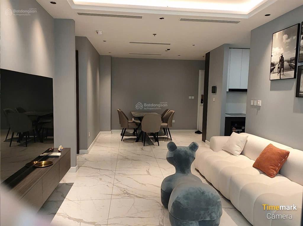 Cần bán gấp căn hộ sunshine sky city q7 2pn 2wc full nội thất. giá chỉ 6 tỷ 5 còn thương lượng