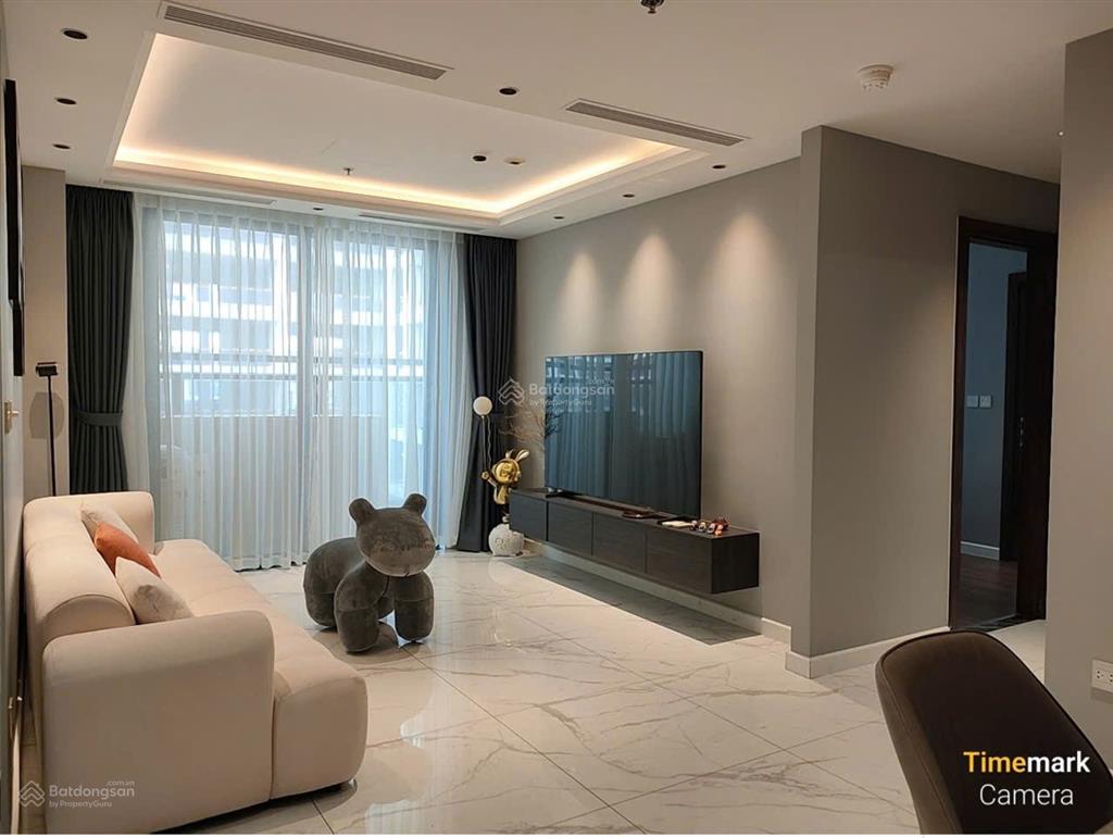 Cần bán gấp căn hộ sunshine sky city q7 2pn 2wc full nội thất. giá chỉ 6 tỷ 5 còn thương lượng