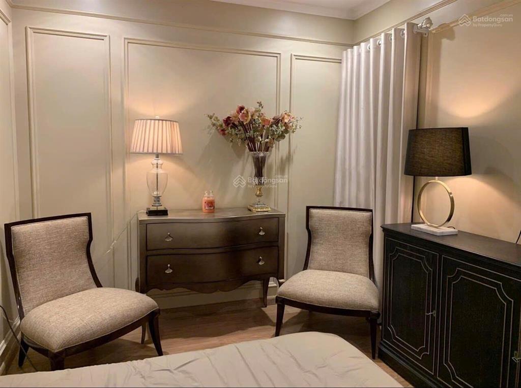 Bán nhanh căn hoa hậu 3pn căn góc 2 mặt thoáng, sẵn sổ lâu dài. giá bán chỉ 7 tỷ 250