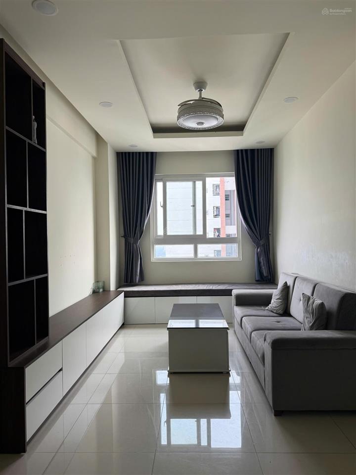 Cần bán gấp căn hộ topaz city q8 dt 70m2, 2 phòng ngủ, 2wc