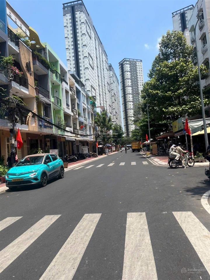 Cần bán lô đất mặt tiền phạm thị tánh  sát mặt tiền cao lỗ  ngay tttm parc mall p4 q8