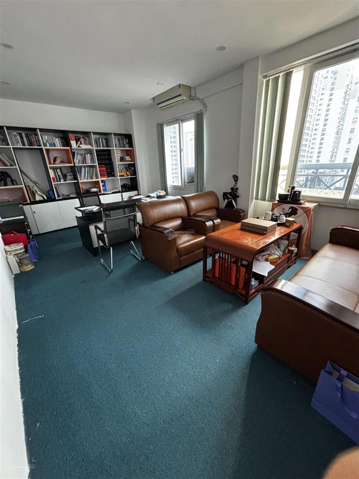 Cho thuê văn phòng 60m² 15 lê văn thiêm khách sạn thể thao giá chỉ 15 triệu