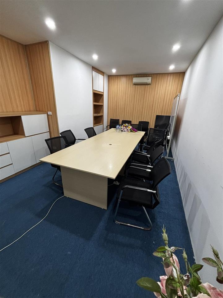 Cho thuê văn phòng 60m² 15 lê văn thiêm khách sạn thể thao giá chỉ 15 triệu