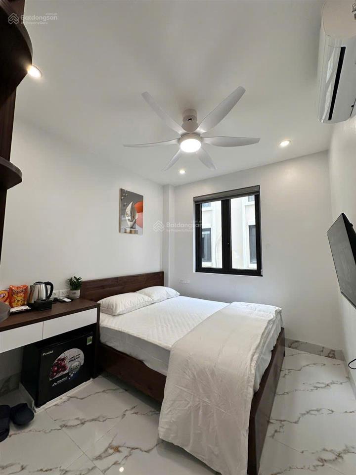 Nhượng gấp căn hoàn thiện 5 tầng full nội thất vin 3