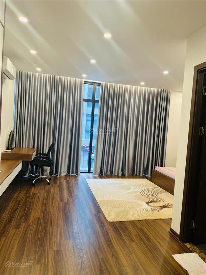 Cho thuê gấp căn phố biển 78m2