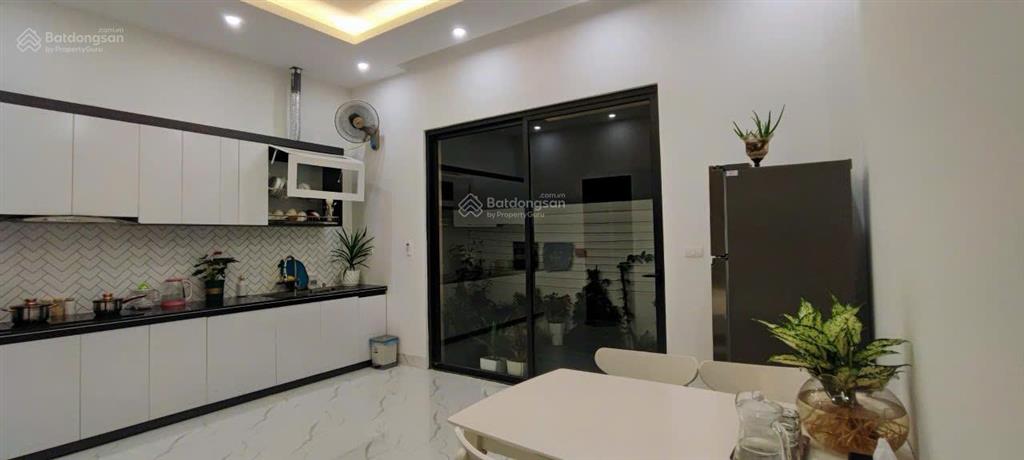 Gấp! chính chủ cho thuê căn 2 tầng vin 2