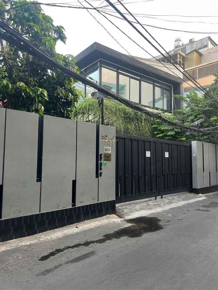 Bán biệt thự góc 3 mặt hxh siêu khang hiếm quận 1, 320m2 ngang 15 m, chỉ 250 triệu/m2