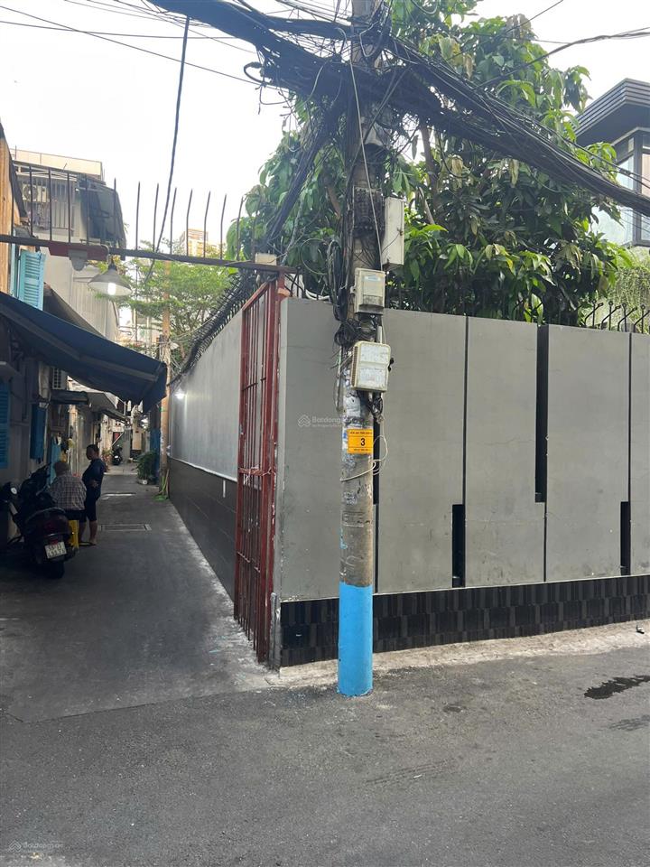 Bán biệt thự góc 3 mặt hxh siêu khang hiếm quận 1, 320m2 ngang 15 m, chỉ 250 triệu/m2