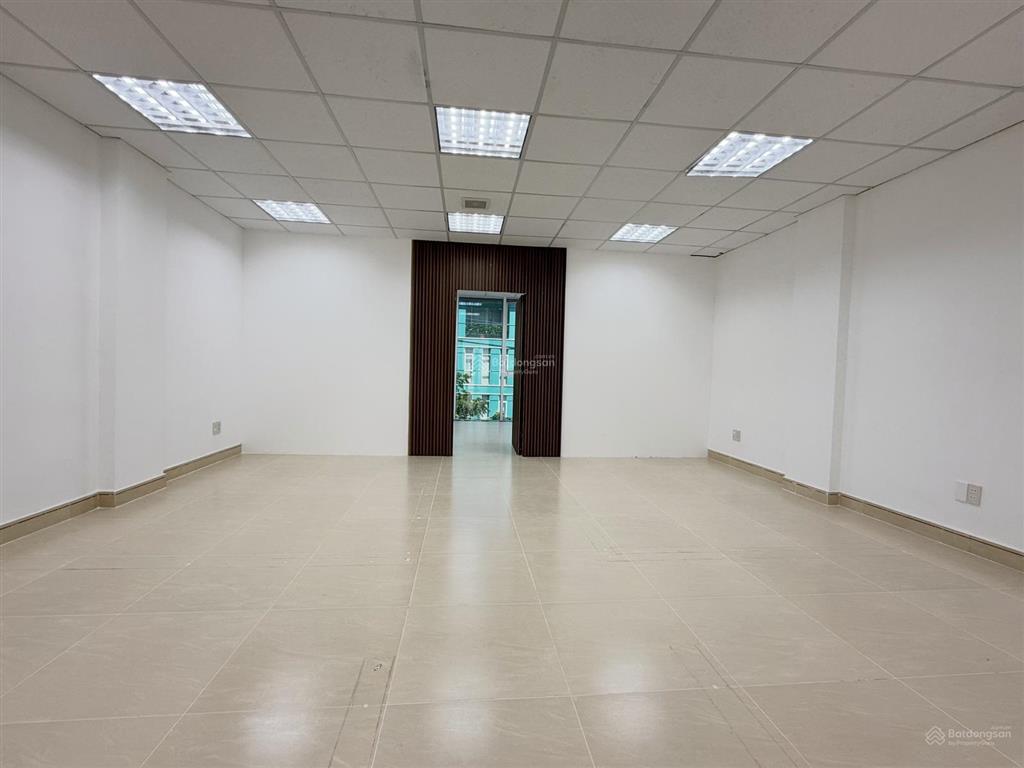 Cho thuê nhà phố đường số 2, khu hưng gia 1, phú mỹ hưng q7 dtsd 400m2 có hầm 5 lầu và thang máy