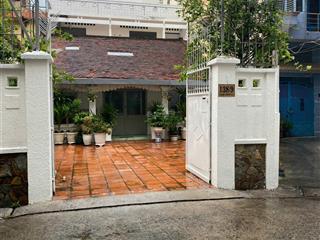 Cho thuê biệt thự cổ 350m2 hẻm xe hơi bùi thị xuân quận 1