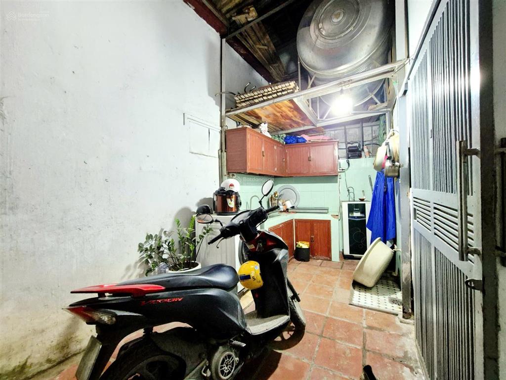 Bán nhà riêng tại số 43 ngách 118 ngõ 467, lĩnh nam, 5,2 tỷ, 36 m2, giá tốt uy tín