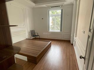 Bán gấp  nhà phân lô vỉa hè  ngay sát ngã tư văn phú hà đông