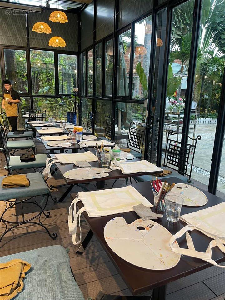 Sang nhượng quán cà phê quy mô lớn  view đẹp  vị trí đắc địa tp. thủ dầu mộ