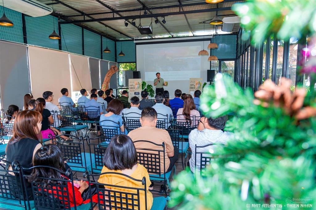 Sang nhượng quán cà phê quy mô lớn  view đẹp  vị trí đắc địa tp. thủ dầu mộ