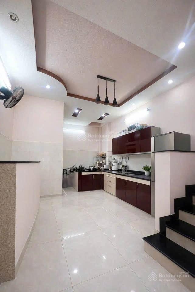 Bán nhà riêng tại thích quảng đức, 52 m2, chính chủ view đẹp