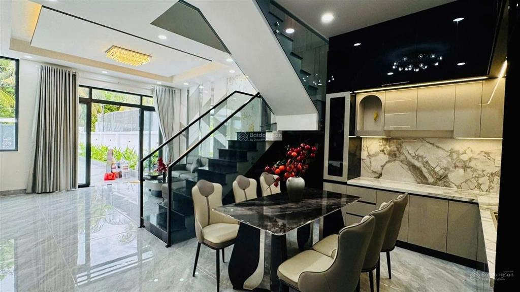 Bán nhà riêng tại ngô chí quốc, 5,6 tỷ, 54m2, 2pn, 2wc, bán gấp