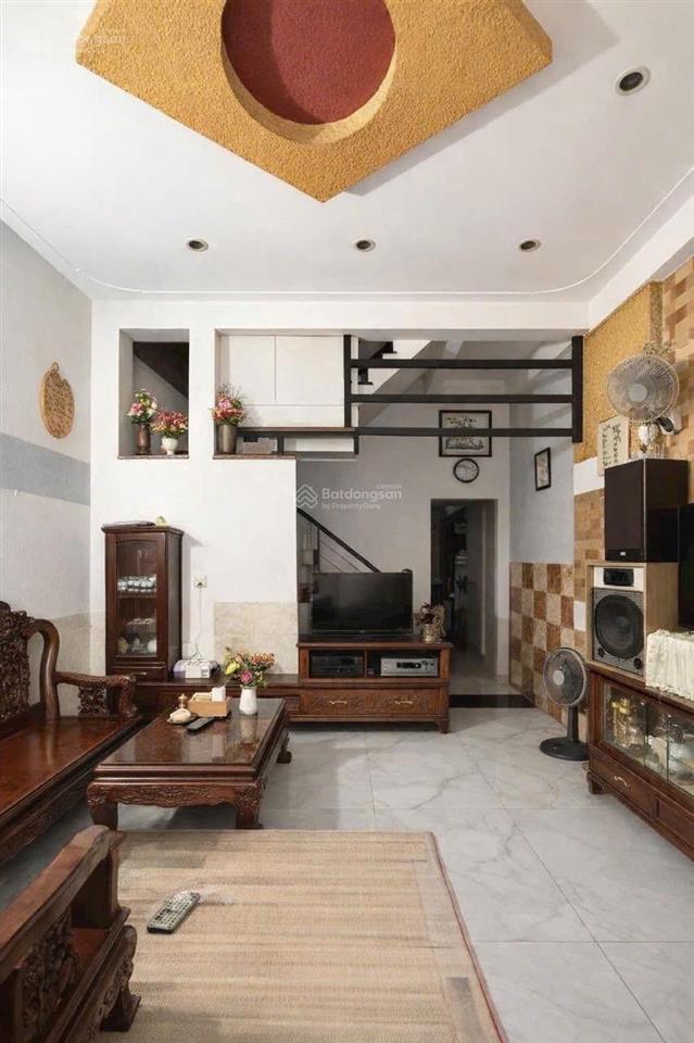 Nhà trung mỹ tây, quận 12 dt 4 x 9m (36m)3.5 tỉ kết cấu 1 trệt 1 lầu, 2pn